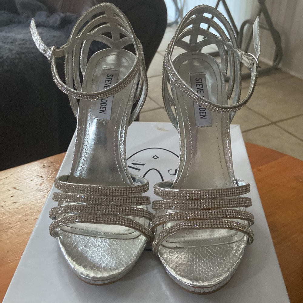 Like new jewel studded caged stiletto! Steals the show!!
